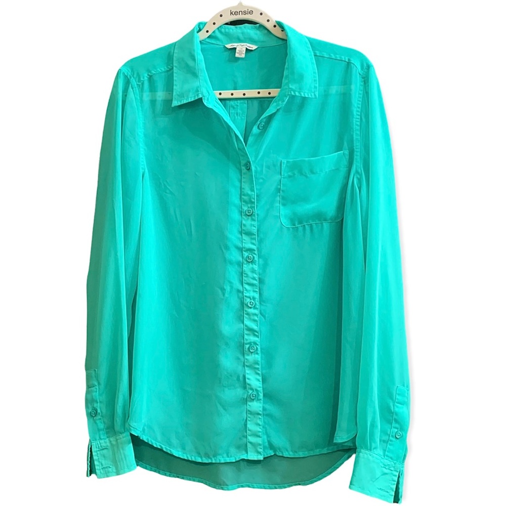 American Eagle Sheer button up blouse Size L